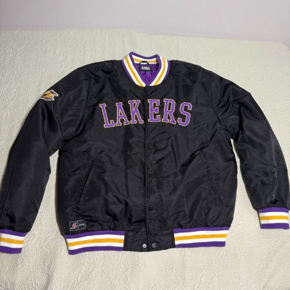Vintage Starter NBA Los Angeles Lakers Big Logo Satin Bomber Jacket Size XL